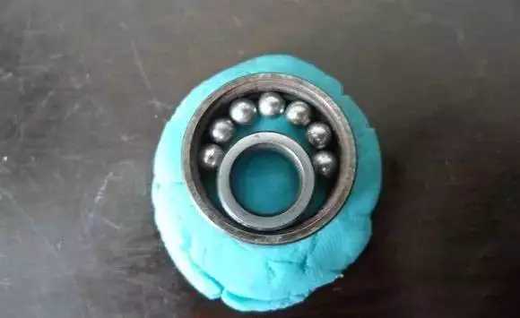 照?qǐng)D中顯示上的布局調(diào)節(jié)好位置